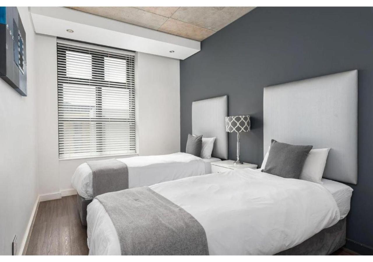 Matrix Luxury Apartment *